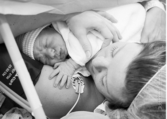 Happy! | Geboortefotografie Antwerpen | Geplande keizersnede