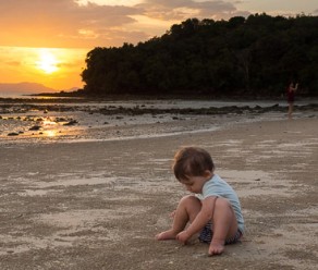 How your life changes with a 1,5 year old (on a holiday)