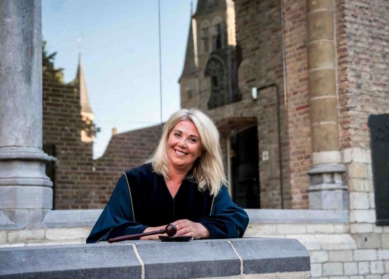 CLAUDIA TROUWT – ZAKELIJKE FOTOGRAFIE